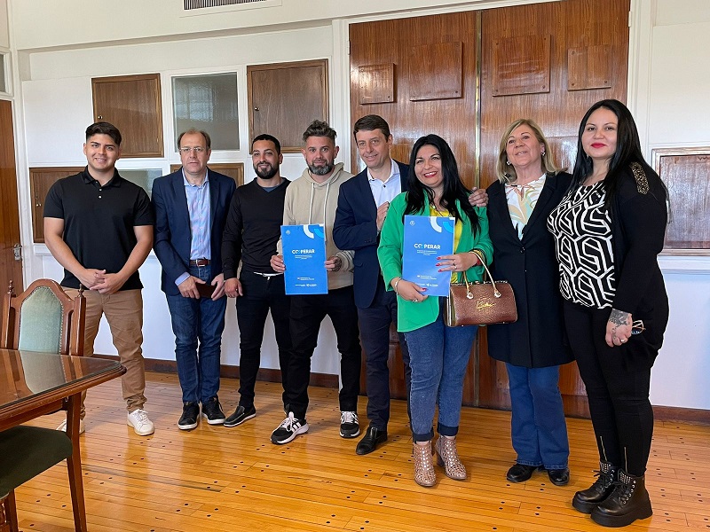 La Pampa: entregaron matrículas a dos cooperativas de Santa Rosa ...